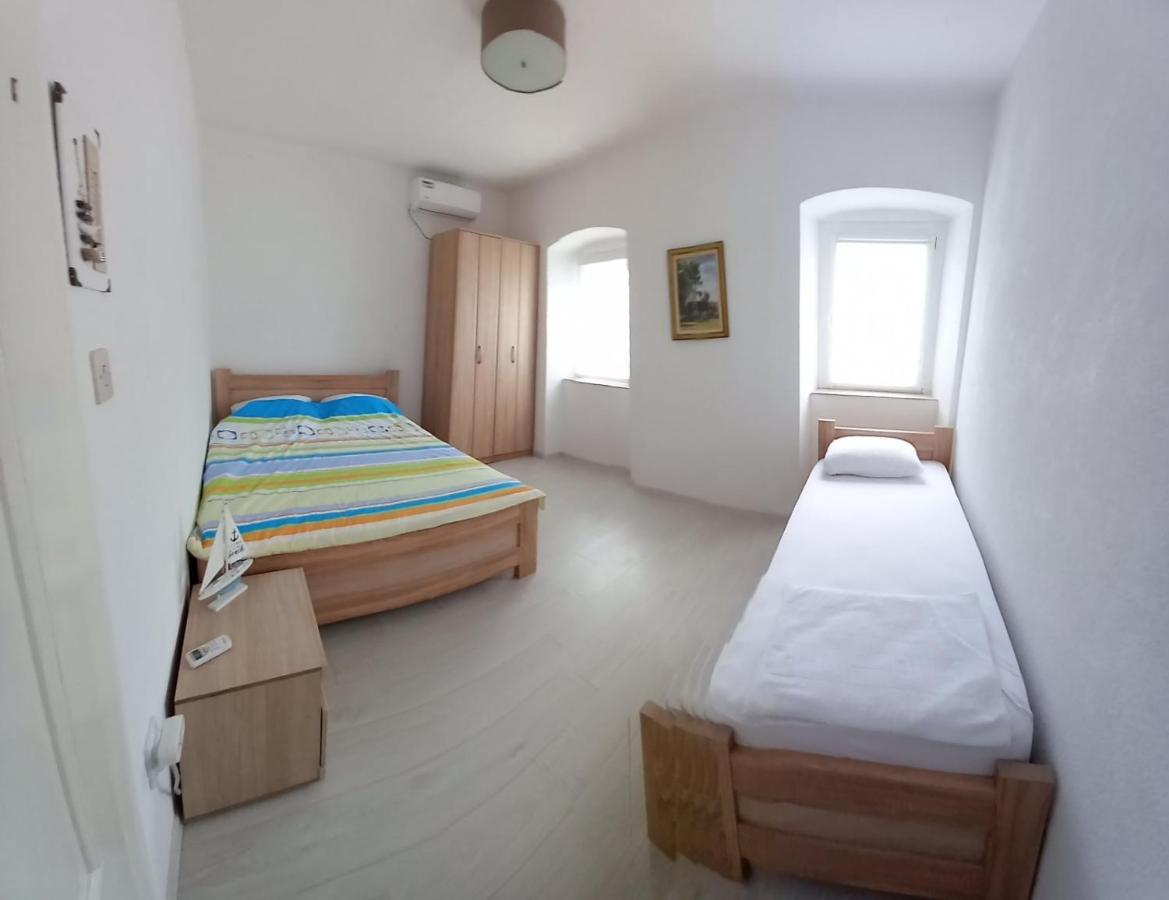 Apartments Dabovic Kotor Luaran gambar
