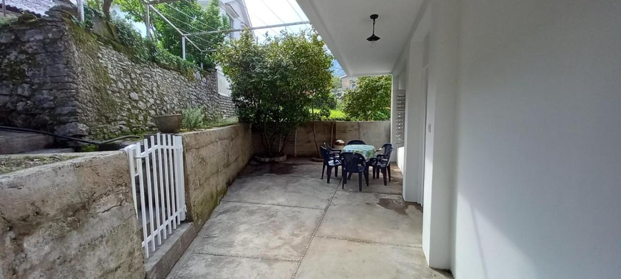 Apartments Dabovic Kotor Luaran gambar