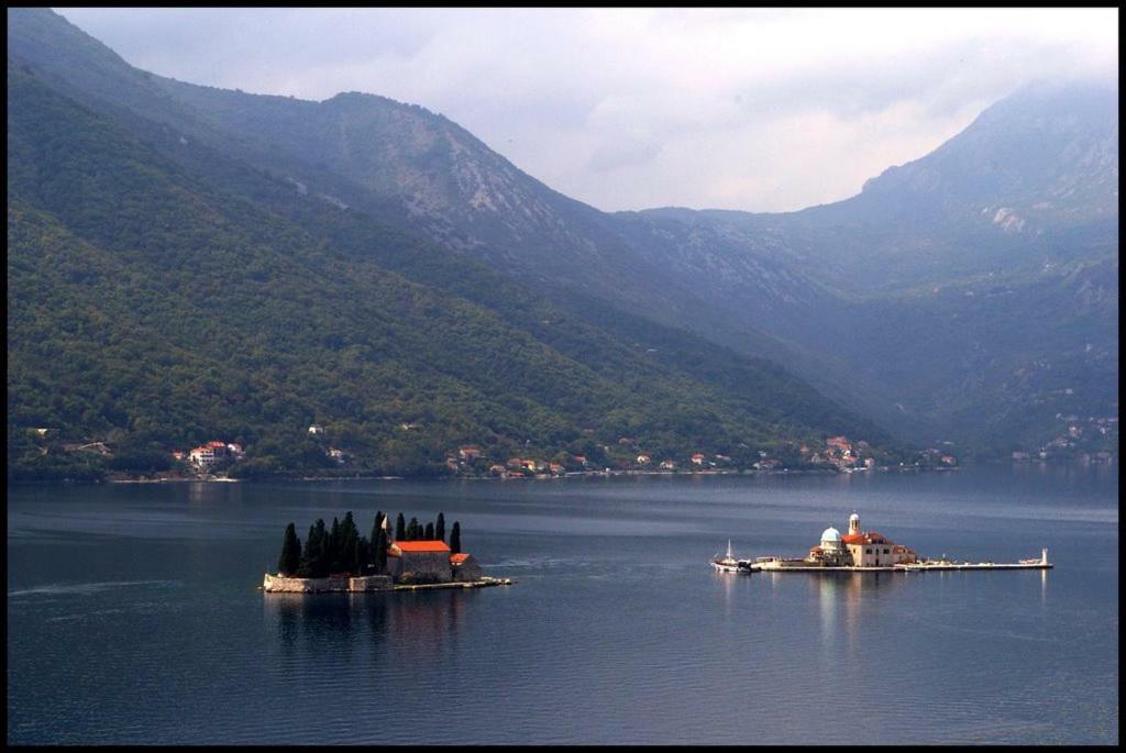 Apartments Dabovic Kotor Luaran gambar